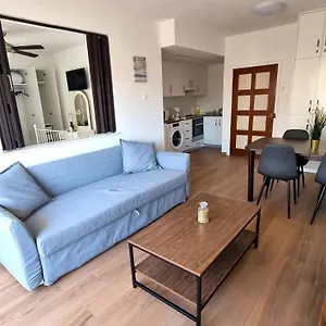  Apartament Sea View - 2 Min Walk To The & 200 Mbit Highspeed Internet Cypr