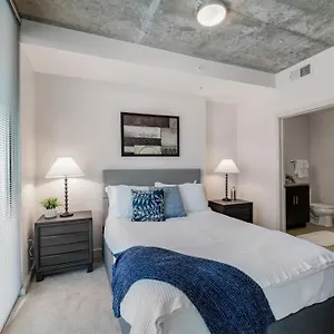 Skyhouse With Views In Uptown Charlotte